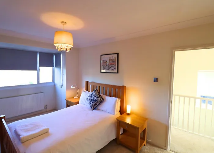 Top Hotels near Addlestone Surrey for a Delightful Stay